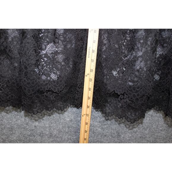 Torrid Top Women's Size 2 Peplum Ruffle Cami 2Fer Top White and Black - Picture 5 of 11